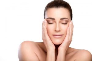 ¿Cómo rejuvenecer al menos 3 años? ¡Aprende a hacer gimnasia facial!