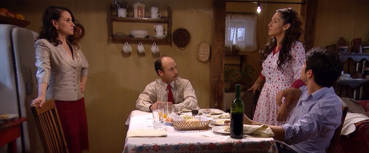 Actores de "Perdona nuestros pecados" deleitan con oculto talento musical