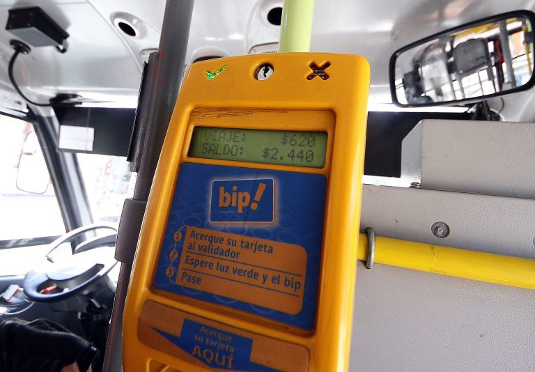 ¿Participarías? Transantiago sorteará cargas semanales en tu tarjeta bip!