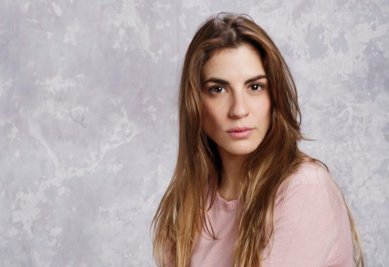 ¡Actriz Carmen Zabala luce su avanzada pancita de embarazo!