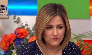 Michelle Adam rompe en llanto por sentirse en deuda con sus hijos