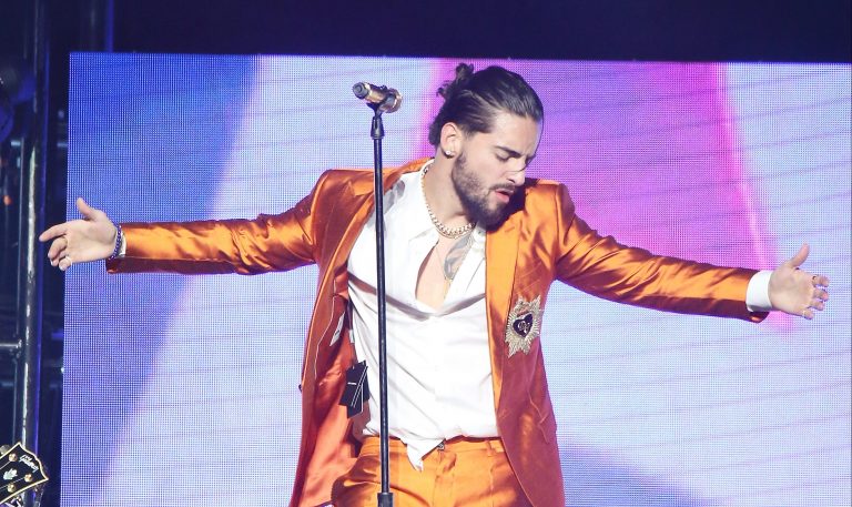Maluma recibió críticas por su look, ¡y esto fue lo que respondió!