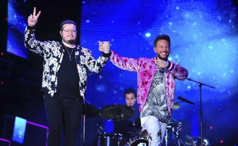 ¡Estos memes dejó! Sin Bandera arrasó en la primera noche del Festival de Talca 2018