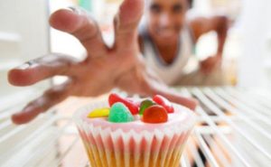 ¡Descubre 11 tips para detener los antojos!