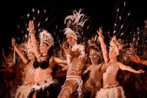 Descubre en qué consiste la tradicional Tapati Rapa Nui #VeranoFMDOS