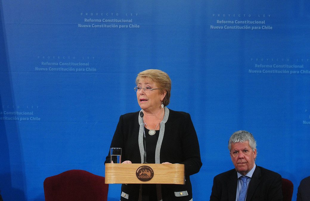 Nueva Constitución: Bachelet propone periodo presidencial de 6 años sin reelección y más cambios