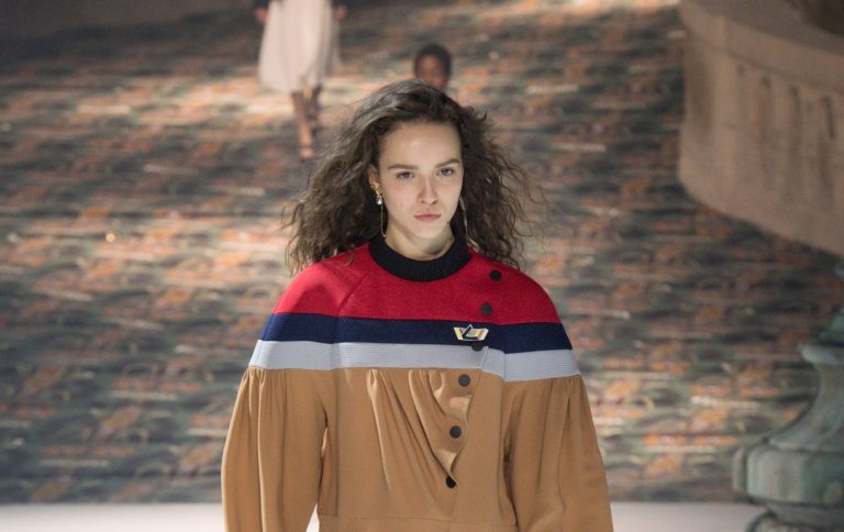 Louis Vuitton : Runway - Paris Fashion Week Womenswear Fall/Winter 2018/2019