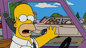 ¡Insólito! Conductor fue detenido en control policial y mostró licencia de Homero Simpson