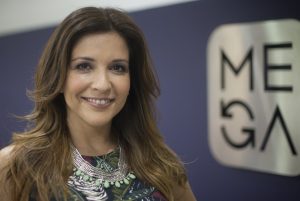 Karla Constant rompió en llanto durante transmisión de "Mucho gusto"