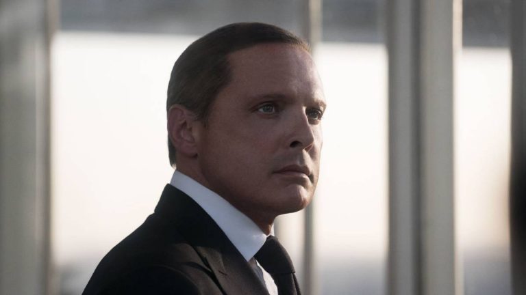 Estos son los primeros adelantos de "Luis Miguel, la serie"