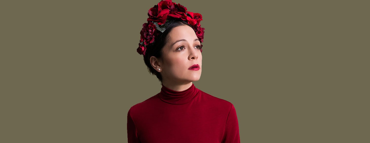 ¡Natalia Lafourcade vuelve a Chile con un íntimo concierto!