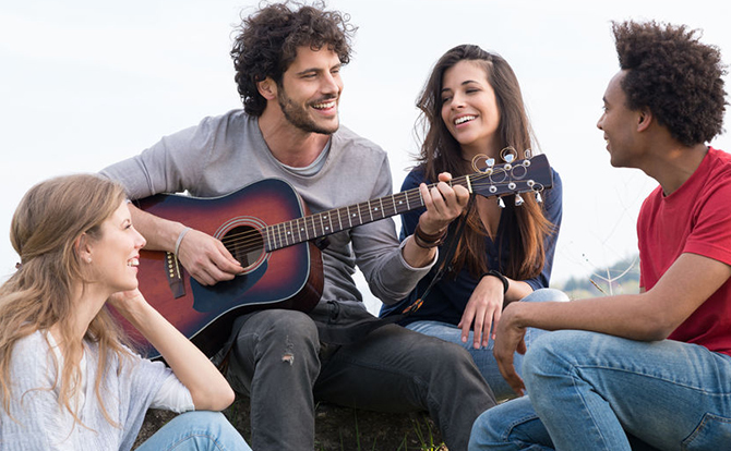 Fiesta con instrumentos