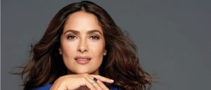 ¿Por qué Salma Hayek se transformó en la peor vestida de los Premios Oscar?