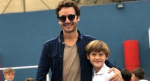 ¡Primer día de clases! Famosos comparten fotografías con sus hijos