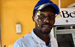 Video de inmigrante agredido por cliente se hace viral