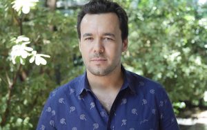 Eduardo de la Iglesia abandona su programa en medio de fiebre y mareos