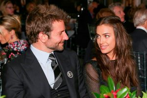 Irina Shayk y Bradley Cooper son fotografiados con su pequeña hija