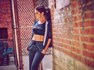 Estos son los 3 ejercicios que Selena Gomez hace para tener un trasero perfecto