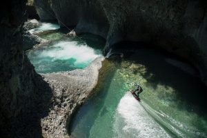 Deportista extremo se lució descendiendo las Siete Tazas a toda velocidad