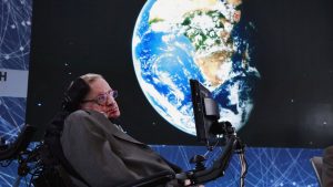 En 100 años debemos abandonar La Tierra según Stephen Hawking