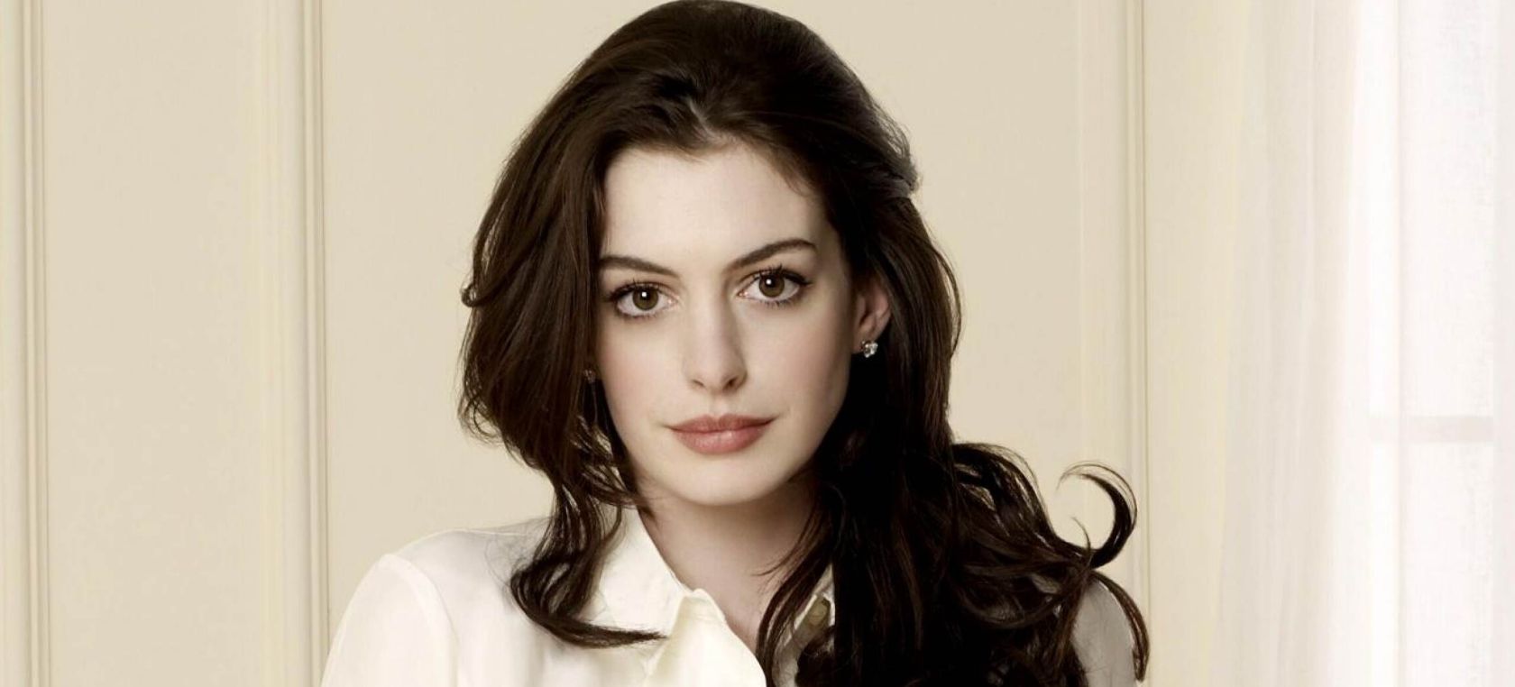 Anne Hathaway