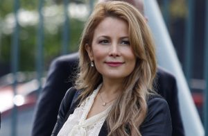 Alcaldesa Cathy Barriga se aburrió de cuestionamientos: "Cansada de tanta basura"