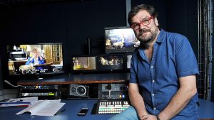 Acusan a conocido director de teleseries de abuso de poder y acoso sexual