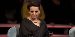 Jani Dueñas se ríe de sí misma durante el programa "La divina comida"