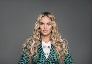 Esta es la modelo que impacta por su parecido a Kenita Larraín