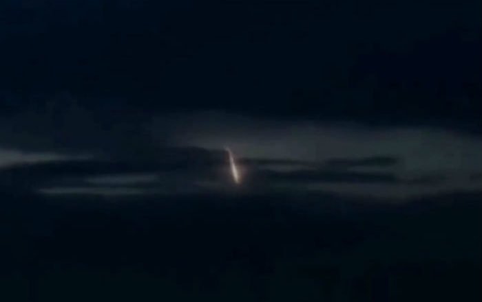 Supuesto ovni es grabado en Huetelauquén