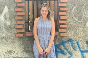 Eliana Albaseti se desnuda para una importante revista