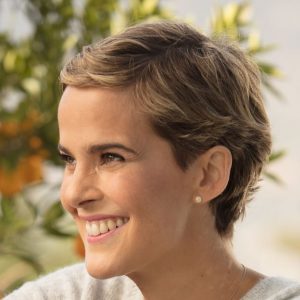 ¡Hermosa! Javiera Suárez deslumbra en spot publicitario