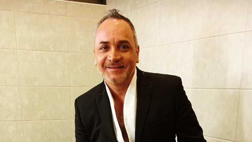 Este es el guapo (y conocido) personal trainer de Luis Jara