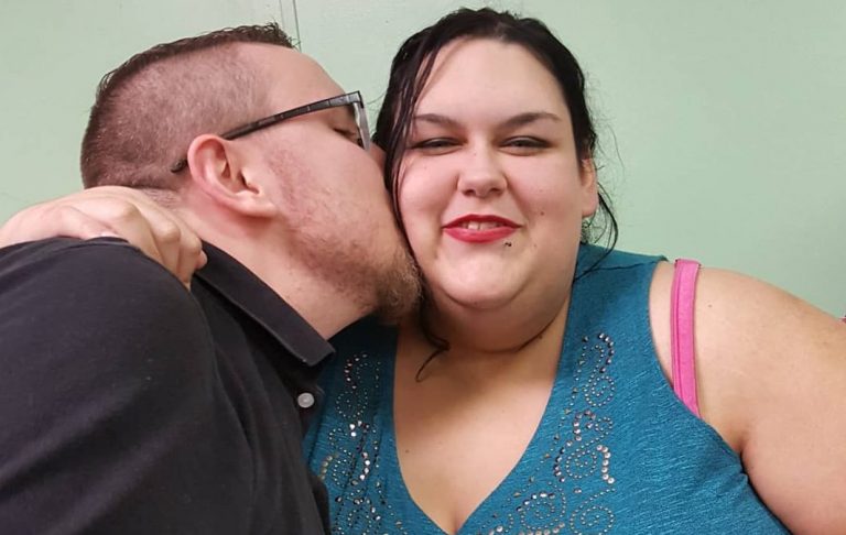 Mujer que quería "ser la más gorda del mundo", bajó más de 100 kilos para convertirse en madre