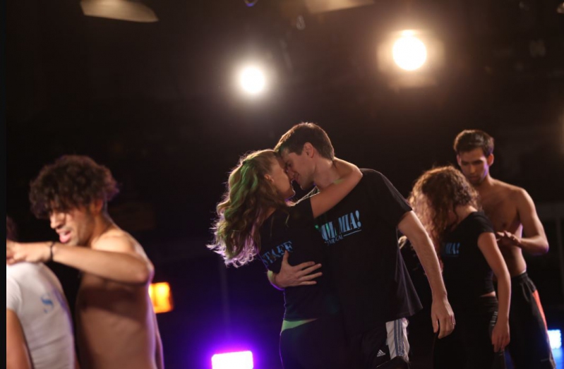 Musical que protagoniza Josefina Montané: "Mamma Mía", no pudo estrenarse debido a aviso de bomba