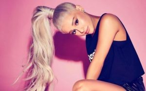 ¡Se acabó la espera! Ariana Grande reveló su nuevo single y videoclip