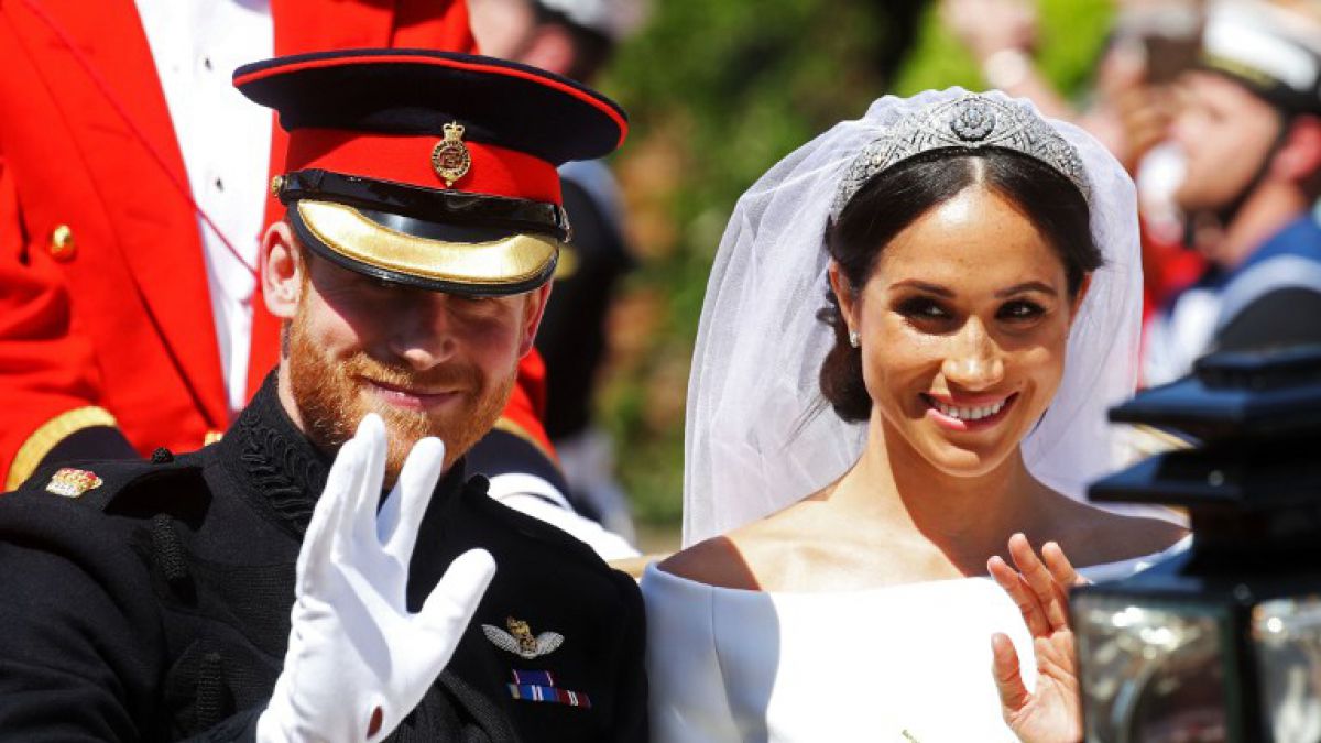 El amor que revolucionó a Inglaterra: Revisa todos los detalles de la boda real en la nueva edición de revista "Cosas"
