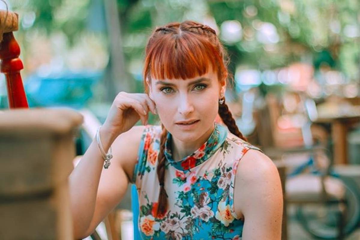 Begoña Basauri contó con qué reconocida cantante nacional la confunden