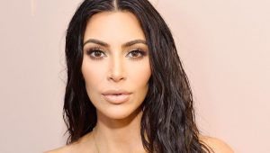 ¡Se compró un avión! Mira la nueva excentricidad de Kim Kardashian