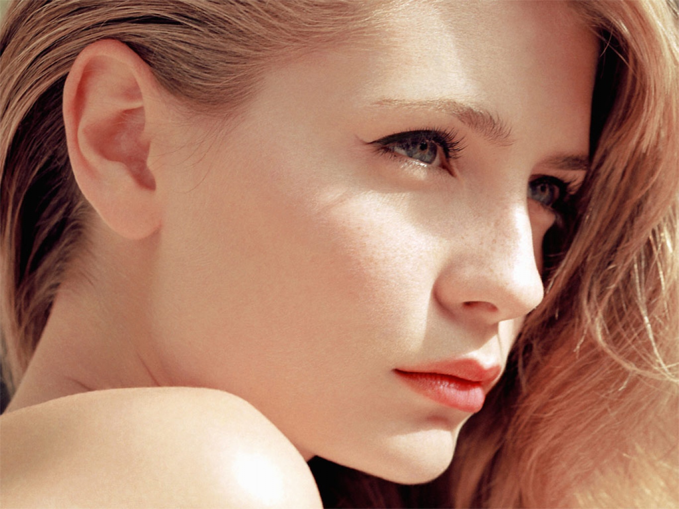 ¡Pelo oro rosa! La nueva tendencia en coloración para esta temporada