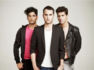 ¡Integrante de Reik presenta a su pequeño bebé y a su guapa novia!