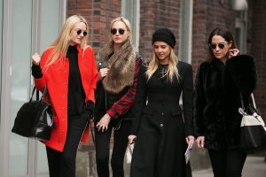 Esta es la tela que será tendencia este invierno 2018