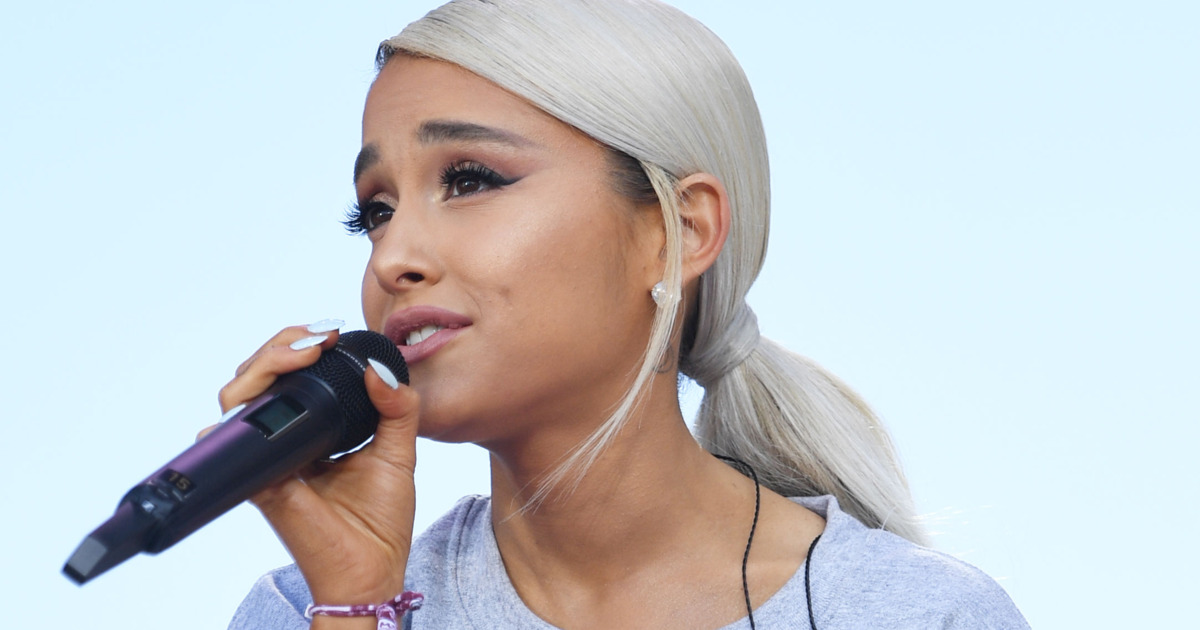 Ariana Grande se hizo un tatuaje en recuerdo de las víctimas del atentado de Manchester