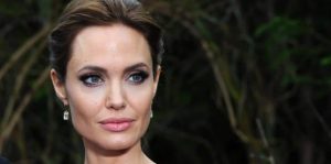 Angelina Jolie no puede sacar a sus hijos de Estados Unidos