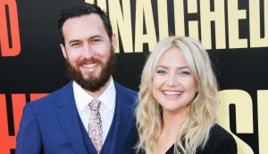 Kate Hudson luce su avanzado embarazo