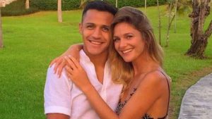 Las nuevas fotos de las vacaciones de Mayte Rodríguez y Alexis Sánchez