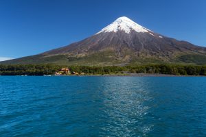 ¡Atención! Volcán Osorno está con alerta temprana amarilla, debido a reciente actividad