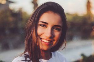 Ex "Master Chef" confiesa fugaz amorío con pololo de Denise Rosenthal