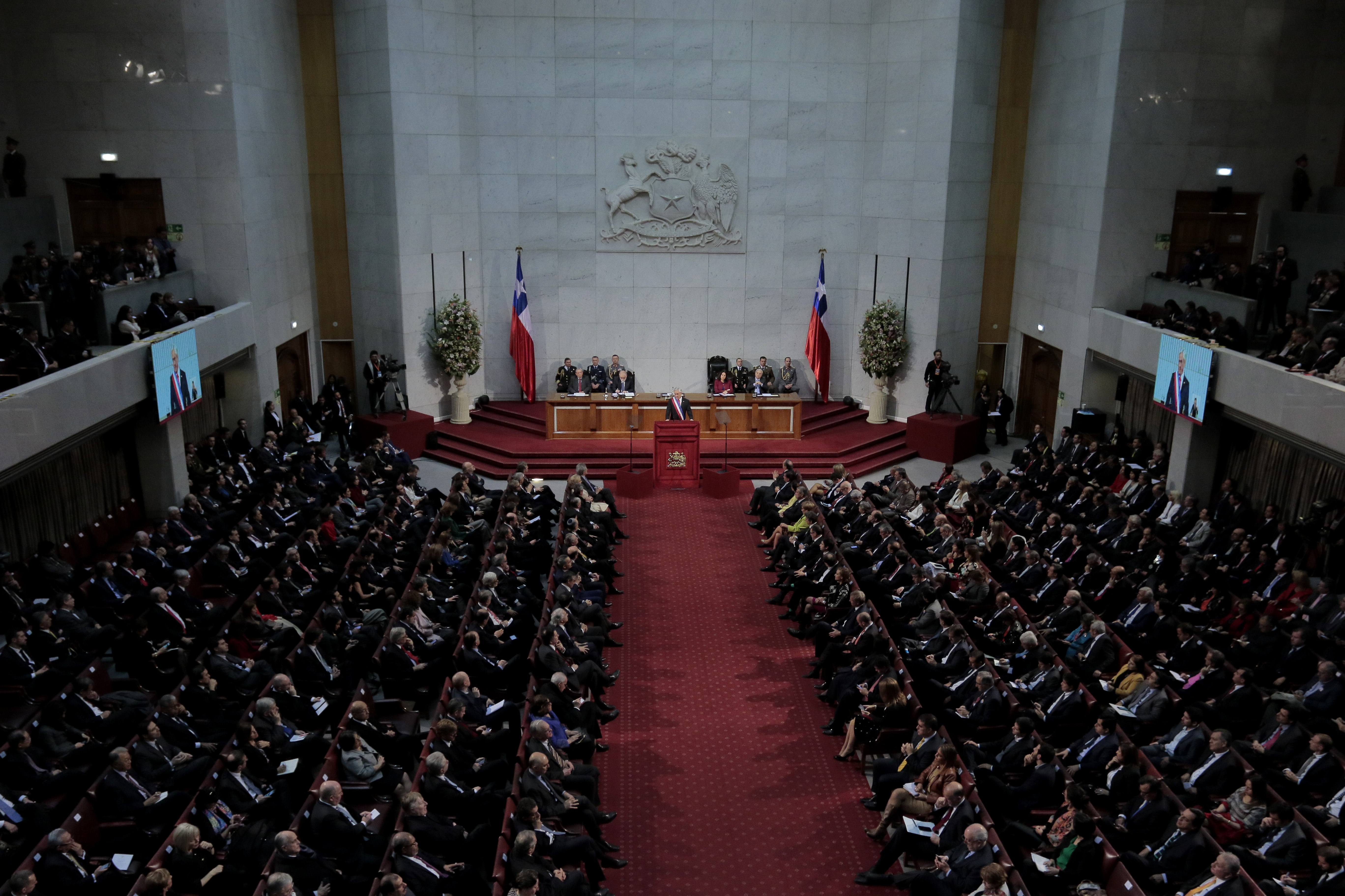 Nuevas líneas de Metro y fin al CAE: los anuncios de la cuenta pública 2018