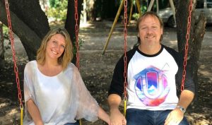 Alfredo Alonso sale en defensa de Macarena Tondreau tras su despido de TVN